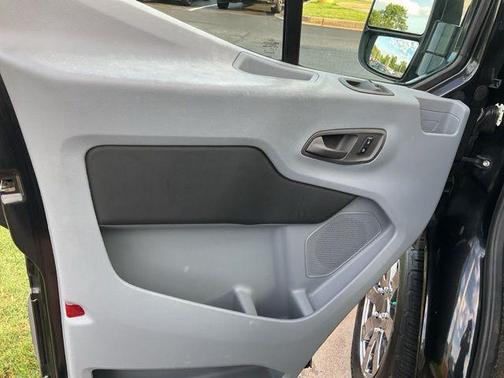 TUXEDO BLACK METALLIC 2015 Ford Transit-150 Base