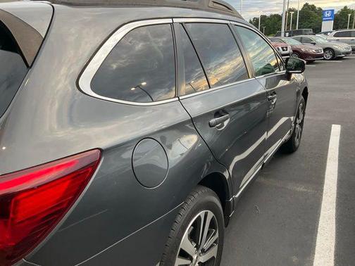 Magnetite Gray Metallic 2019 Subaru Outback 2.5i Limited