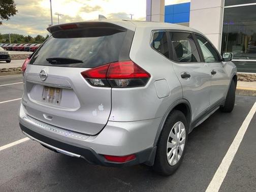 2017 Nissan Rogue S