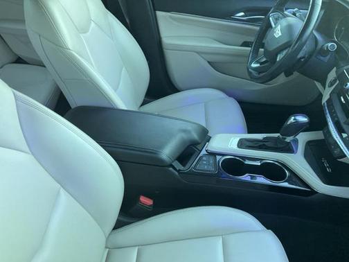 2023 Cadillac CT4 Luxury