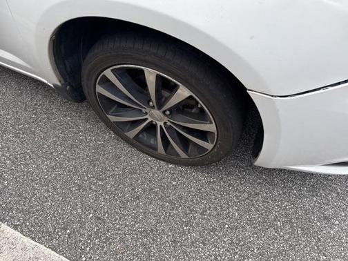 2013 Chrysler 200 Touring