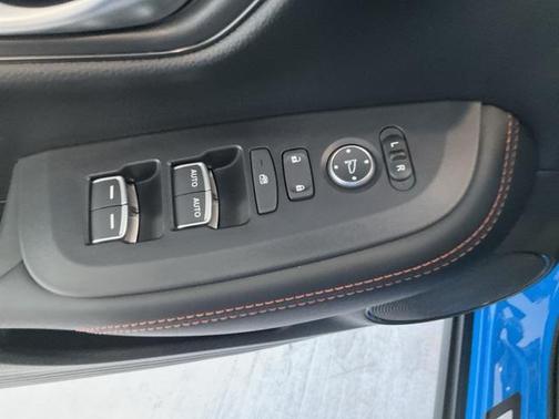 2026 Honda HR-V 2WD Sport