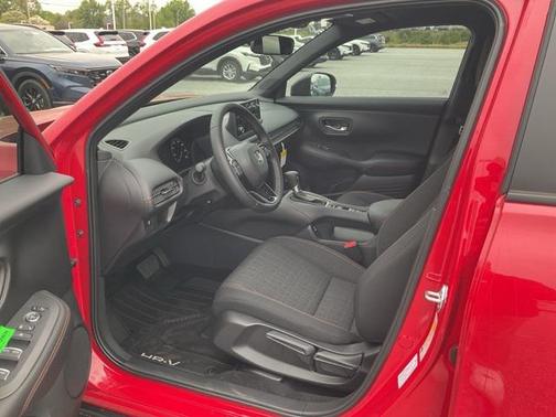 2025 Honda HR-V 2WD Sport