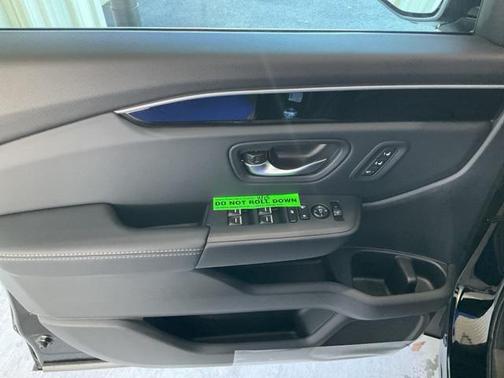 2025 Honda Pilot Touring 8-Passenger