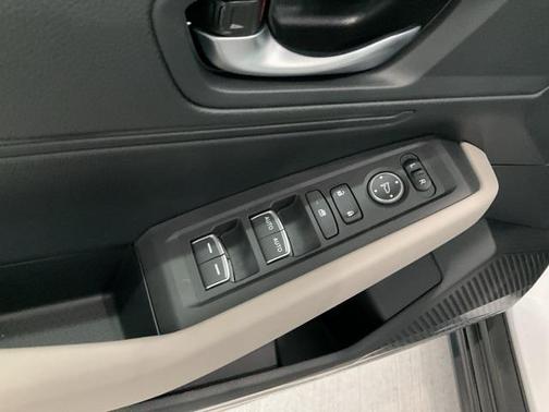 2025 Honda Accord LX 1.5T