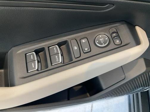 2025 Honda Accord LX 1.5T