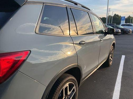 Sonic Gray Pearl 2023 Honda Passport AWD Elite