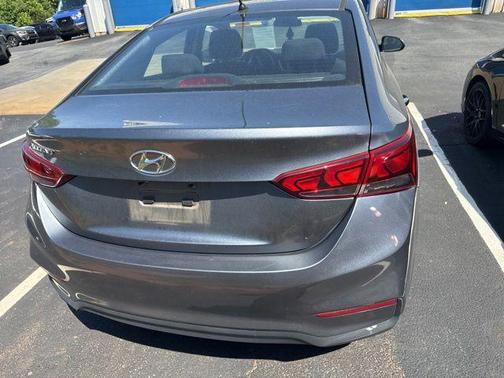 Urban Gray 2018 Hyundai Accent SE