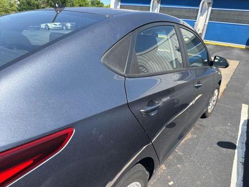 Urban Gray 2018 Hyundai Accent SE