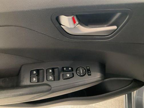 Urban Gray 2018 Hyundai Accent SE
