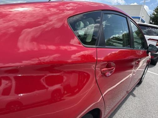 2010 Toyota Prius III