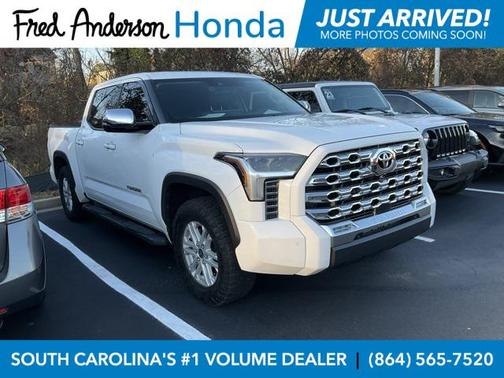 2022 Toyota Tundra SR5