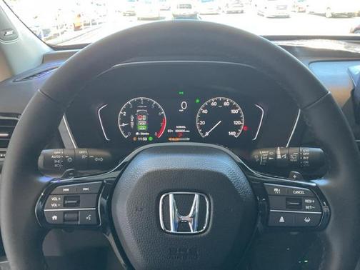 2025 Honda Pilot Touring 8-Passenger