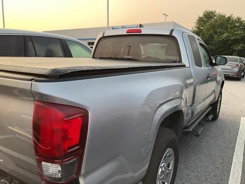 2019 Toyota Tacoma SR