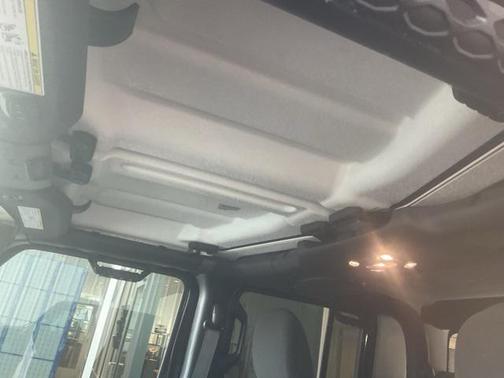 2021 Jeep Gladiator Sport S