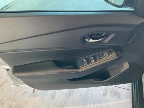 2023 Honda Accord Hybrid Base