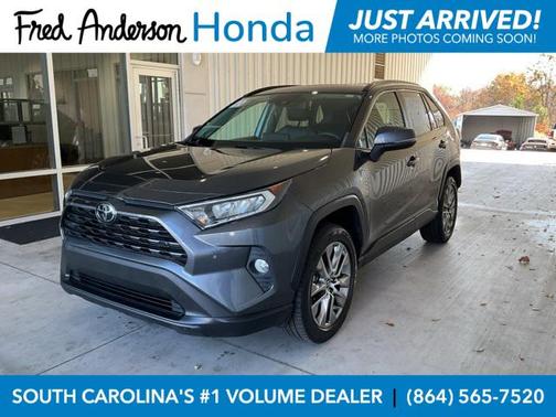 2020 Toyota RAV4 XLE Premium