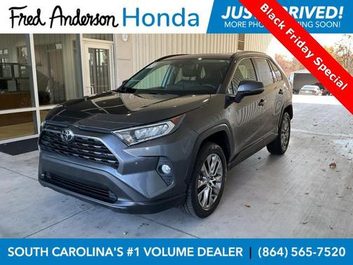 2020 Toyota RAV4 XLE Premium