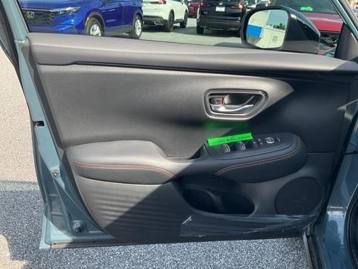 2025 Honda HR-V 2WD Sport