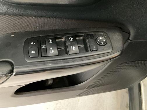 2015 Jeep Cherokee Sport