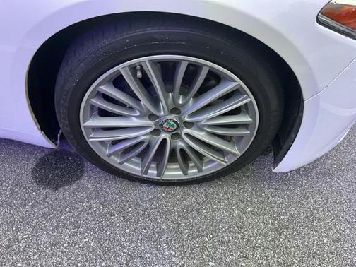 2017 Alfa Romeo Giulia Ti
