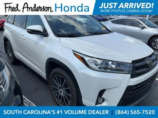 2018 Toyota Highlander SE