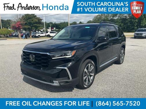 2025 Honda Pilot Touring 8-Passenger