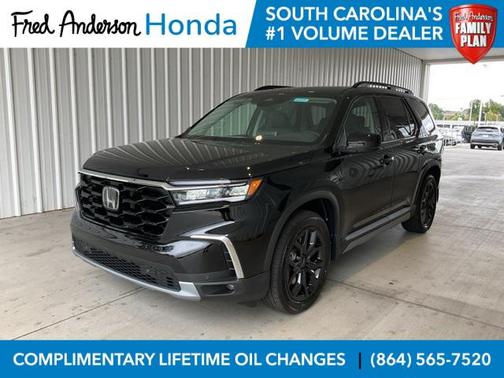 2025 Honda Pilot Touring 8-Passenger