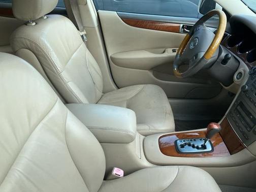 2005 Lexus ES 330 Base