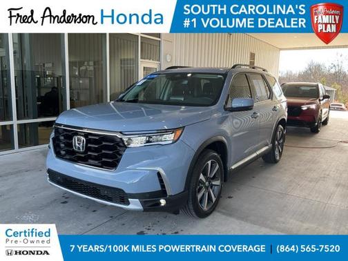 2025 Honda Pilot Touring 8-Passenger