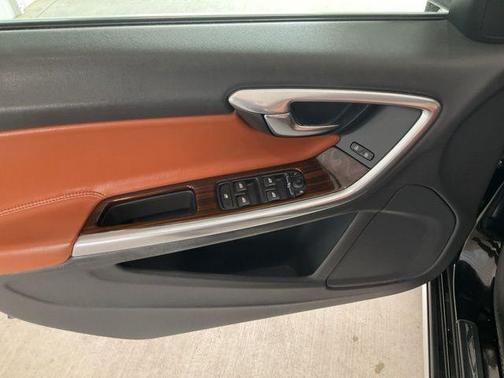 2015 Volvo V60 T5 Premier Plus