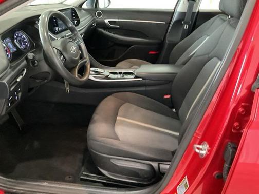 2021 Hyundai SONATA SE