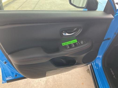 2026 Honda HR-V 2WD Sport