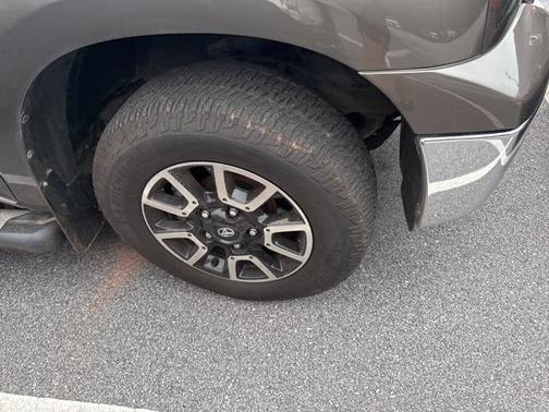 2011 Toyota Tundra Grade