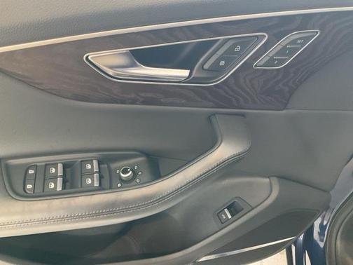 2021 Audi Q7 55 Premium Plus