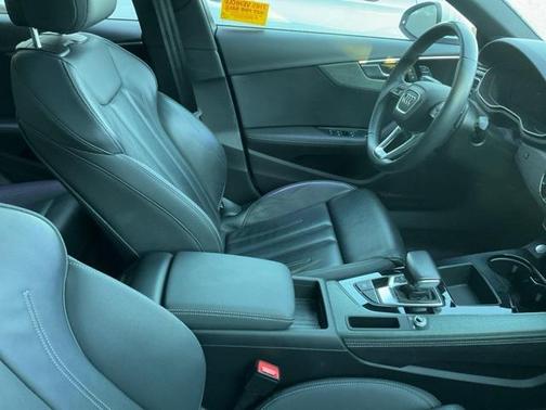 2023 Audi A4 45 S line Premium Plus