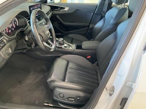 2023 Audi A4 45 S line Premium Plus