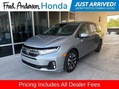 Solar Silver Metallic 2025 Honda Odyssey EX-L