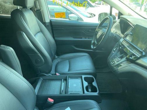 Solar Silver Metallic 2025 Honda Odyssey EX-L