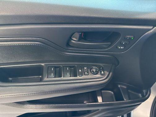 Solar Silver Metallic 2025 Honda Odyssey EX-L