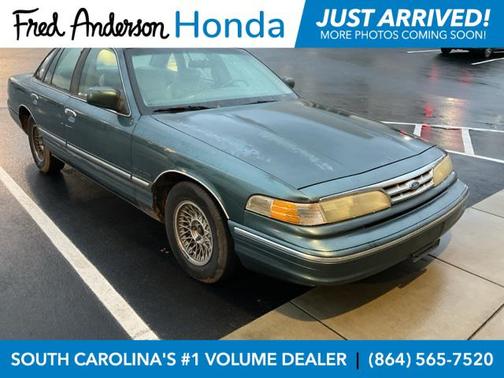 1995 Ford Crown Victoria LX