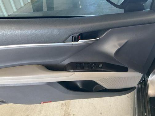 Predawn Gray Mica 2021 Toyota Camry SE