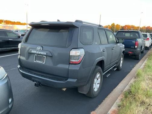 2024 Toyota 4Runner SR5