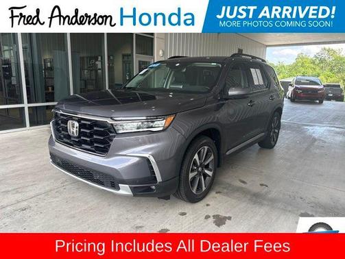 Modern Steel Metallic 2023 Honda Pilot Touring 8-Passenger