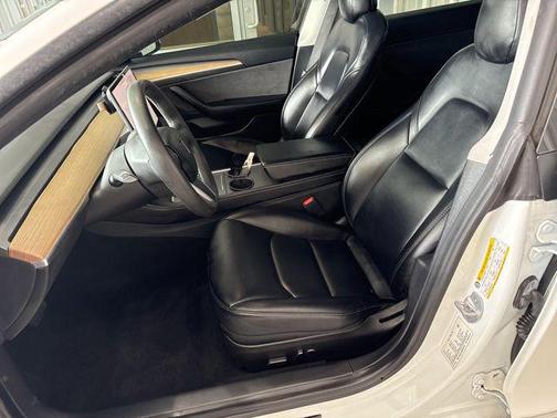-Select- 2021 Tesla Model 3 Standard Range Plus