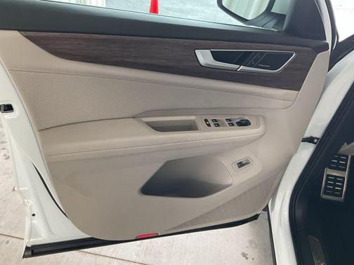 2024 Volkswagen Atlas 2.0T SEL Premium R-Line 4MOTION