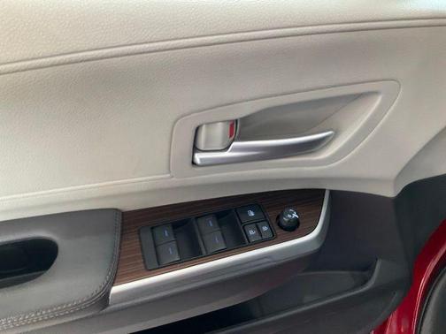 Ruby Flare Pearl 2021 Toyota Sienna XLE 8 Passenger