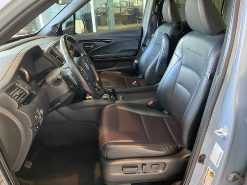 2022 Honda Ridgeline Black