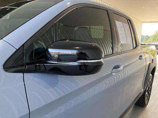 2022 Honda Ridgeline Black