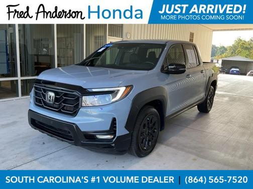 2022 Honda Ridgeline Black